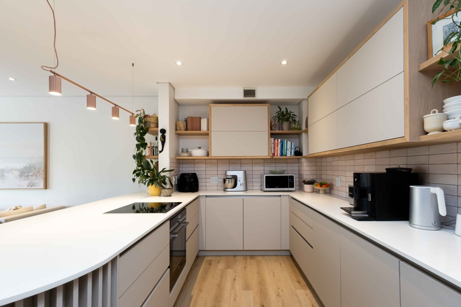 2 Bedroom Property for Sale in Sea Point Western Cape